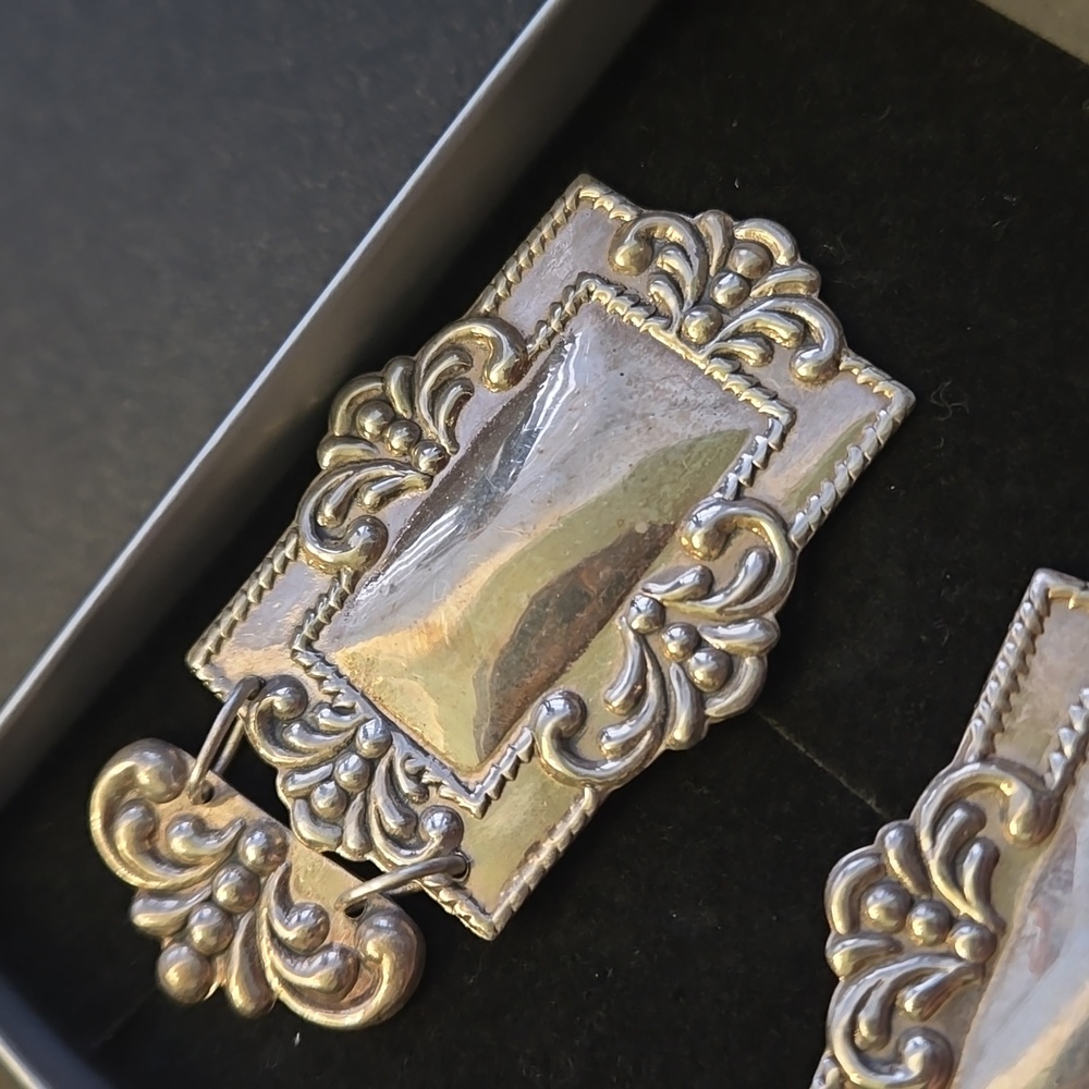 Beautiful Vintage Solid Silver Post Earrings, Exc… - image 5